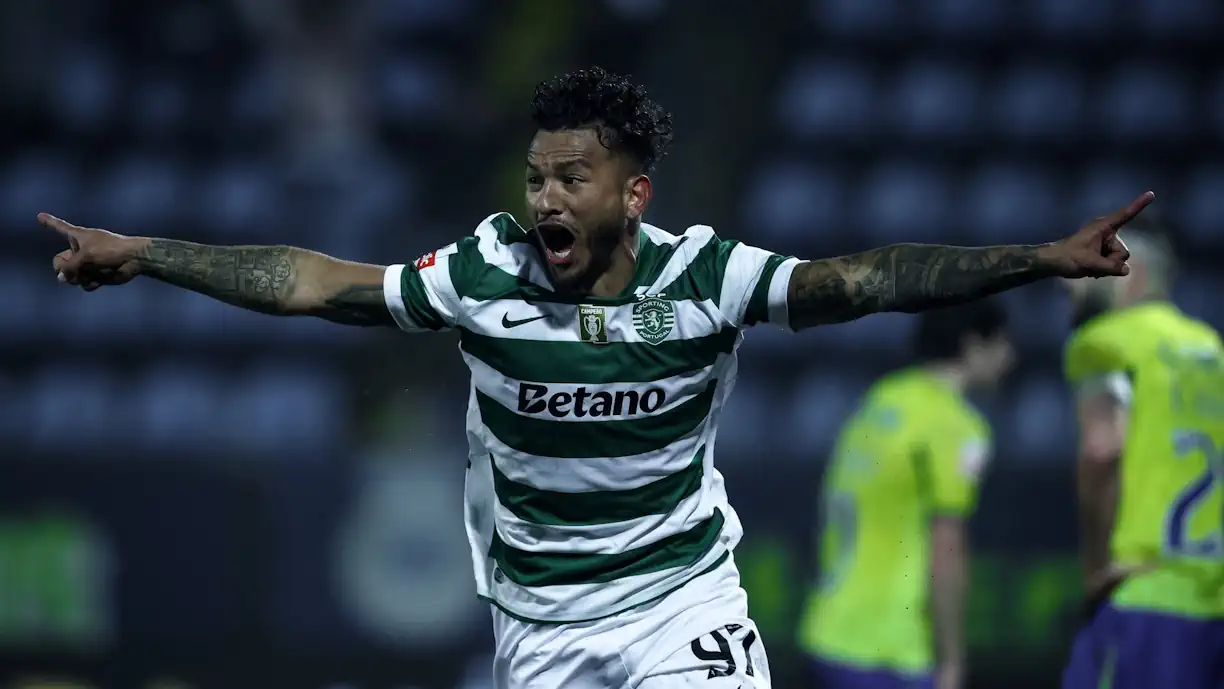 Diretor desportivo avisa Sporting sobre Luis Suárez: "Pode aparecer um gigante e levá-lo"