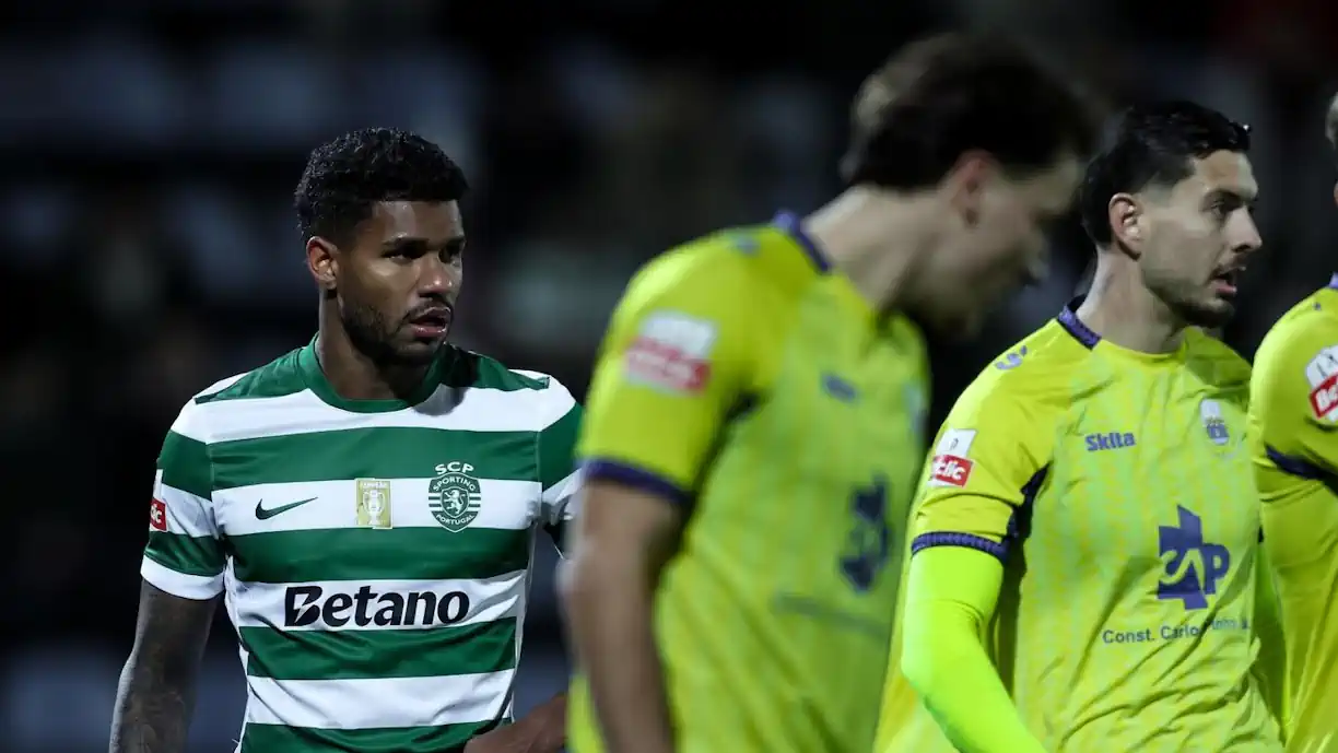 Especialista diz ter dúvidas sobre cartão vermelho a Matheus Reis no Arouca - Sporting