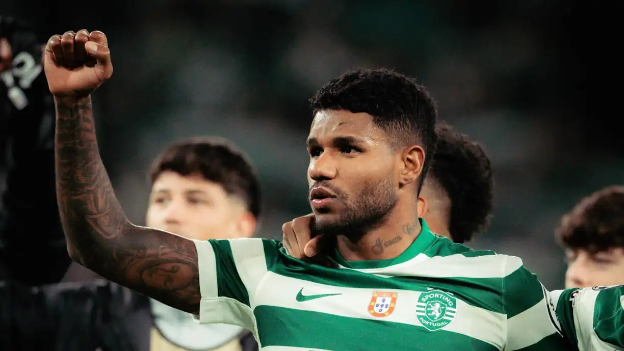 Matheus Reis ainda pode renovar com o Sporting, mas há um pequeno 'problema'
