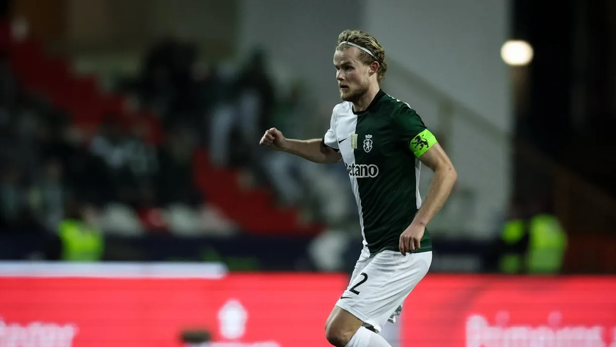 Comando Distrital de Leiria da PSP emitiu um comunicado no qual dá conta da interdição de nove adeptos no Sporting - Vitória SC, da Taça da Liga