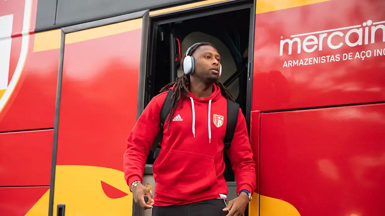 Após nova grave acusação de violência doméstica, Rúben Semedo reage em público