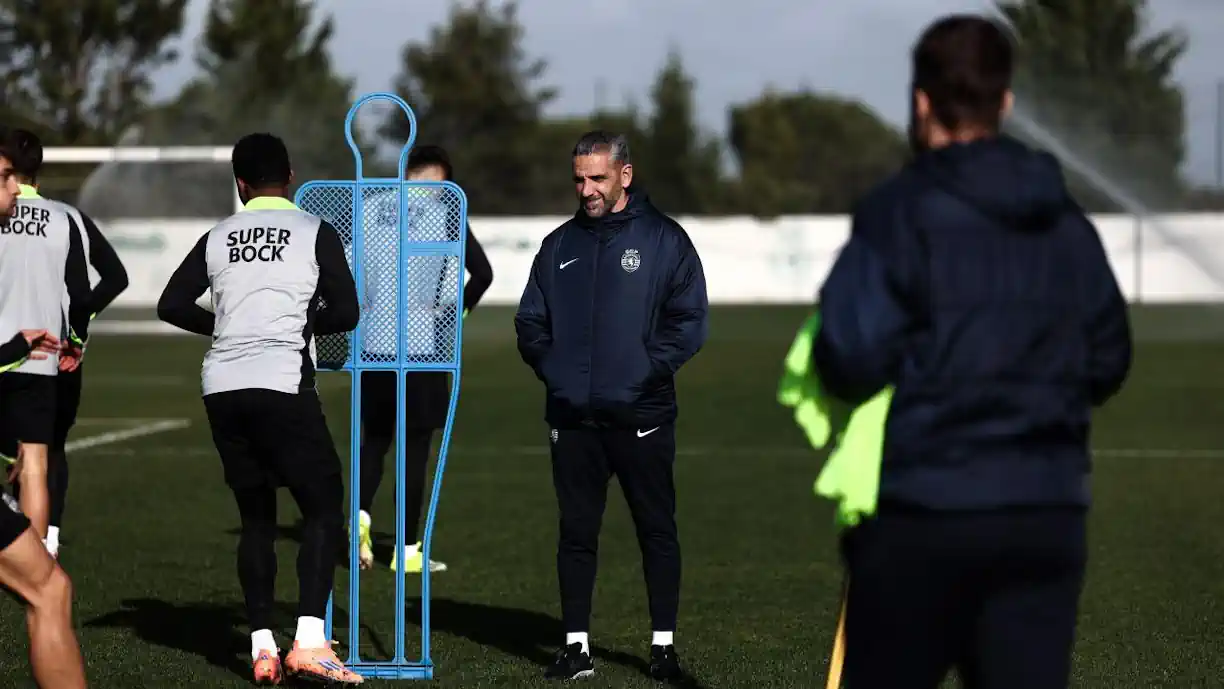 Ousmane Diomane reintegrou os trabalhos de Rui Borges no início da preparação dos leões para o Sporting - Casa Pia