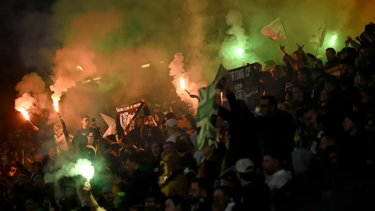Sporting vai pagar quase 10 mil euros de multa por deflagração de pirotecnia no encontro com o Alverca, da 27 ª jornada da Liga Portugal