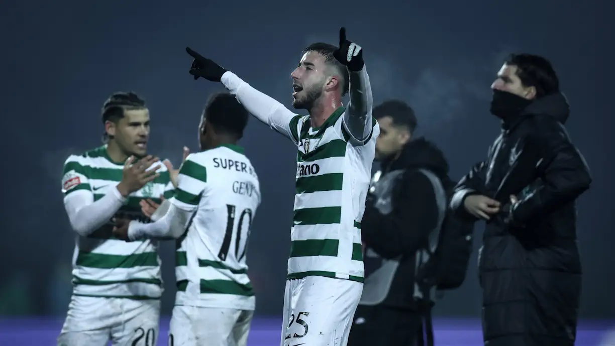 Sporting está atento à possibilidade de garantir acesso direto à fase de liga da Champions em 2026/27, mesmo que não conquiste o título nacional