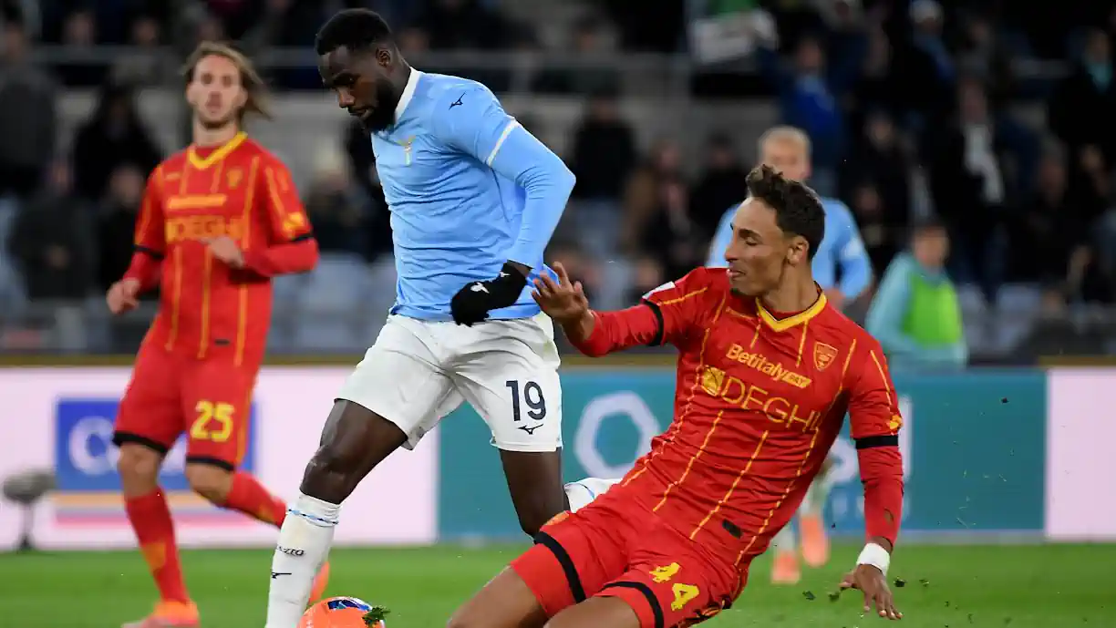 Tiago Gabriel continua a atrair a atenção de diversos clubes do futebol internacional. Tottenham, Newcastle também na corrida por alvo do Sporting