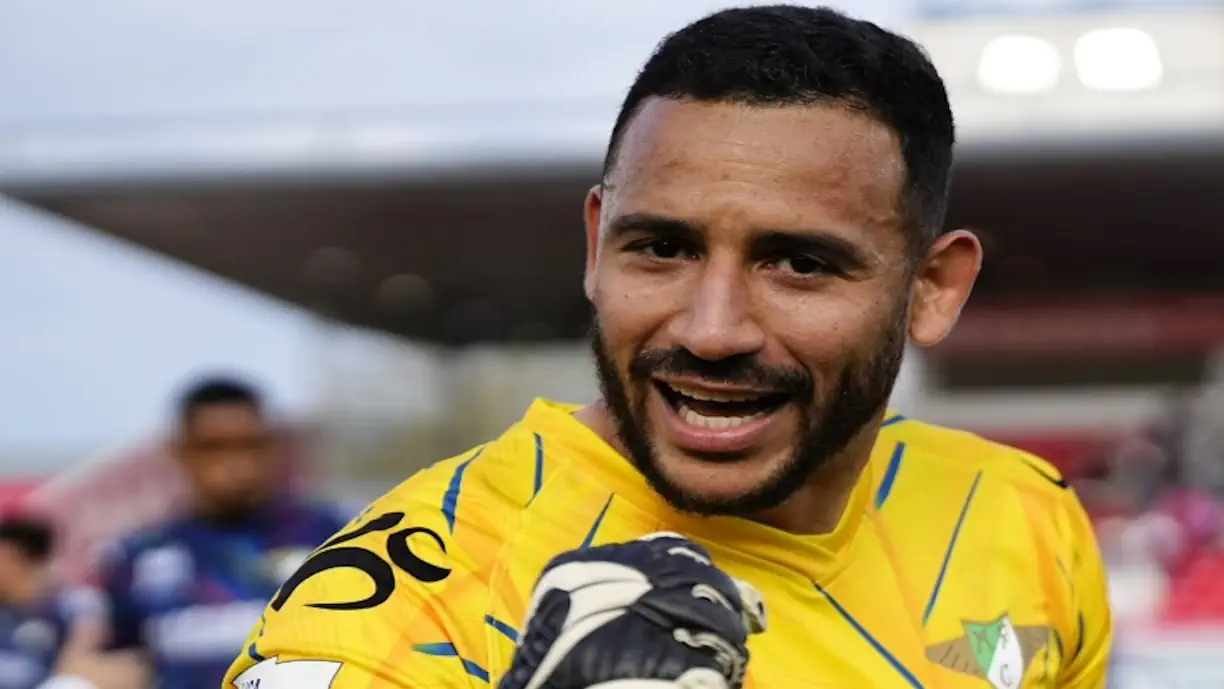 Kewin Silva, antigo guarda redes do Moreirense, espera Sporting com dificuldades em Moreira de Cónegos. Fotografia de @Kewin_Silva