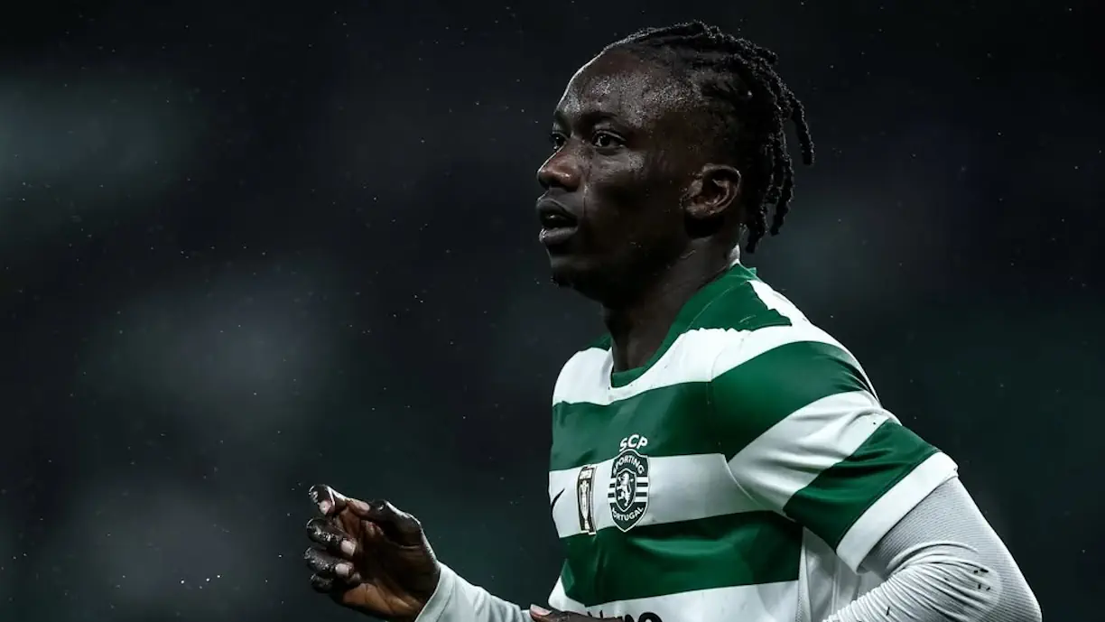 Souleymane Faye surge em vantagem relativamente a Rafael Nel para integrar o onze inicial do Sporting frente ao Famalicão