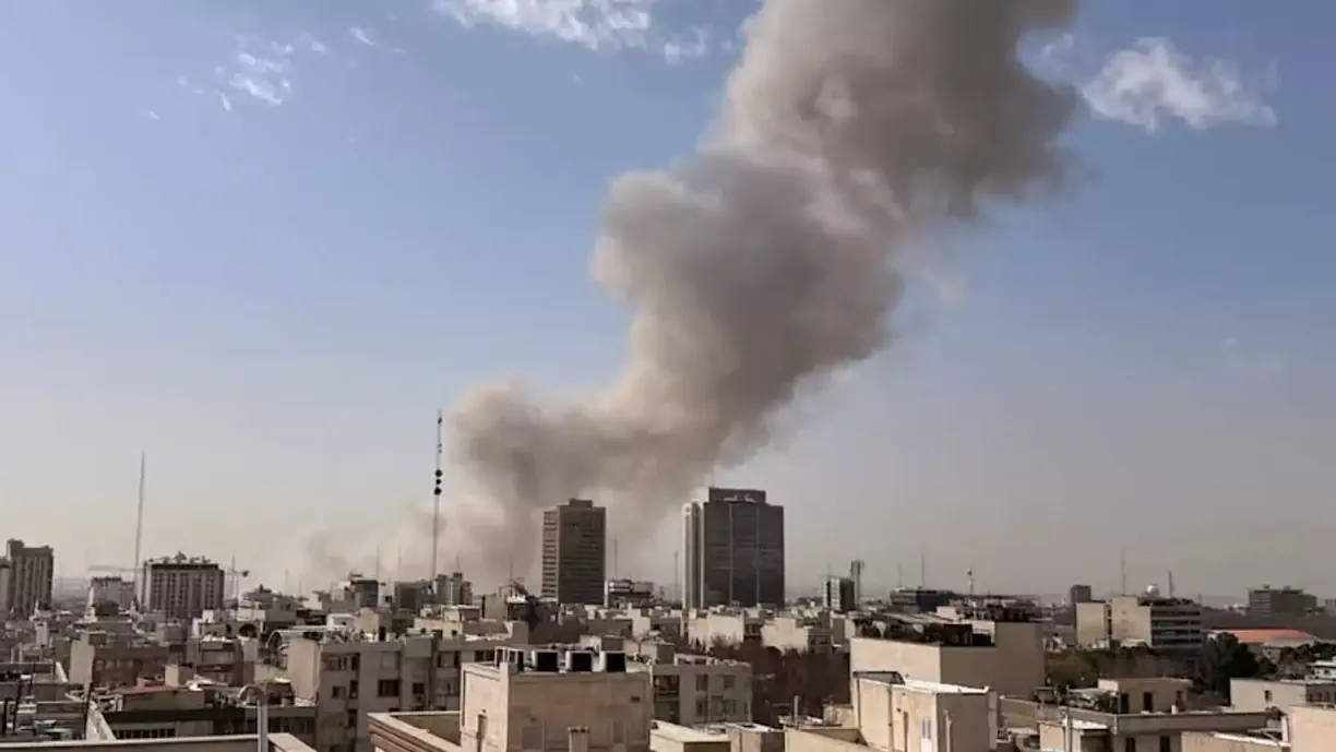 Ex guarda-redes do Sporting escapa por pouco aos ataques de Estados Unidos e Israel ao Irão