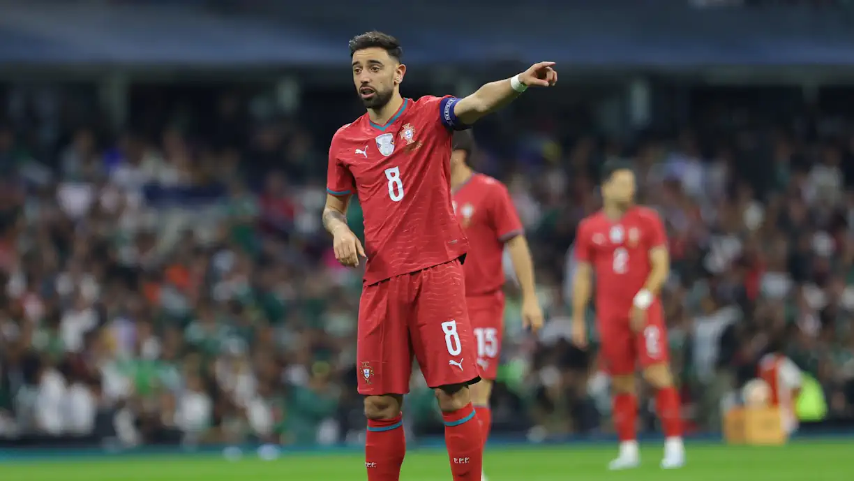 Após México - Portugal, Bruno Fernandes foi surpreendido por ex colega no Sporting e recebeu prenda