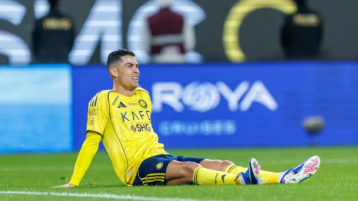 Português da liga de Cristiano Ronaldo admite sair por causa do conflito EUA - Irão