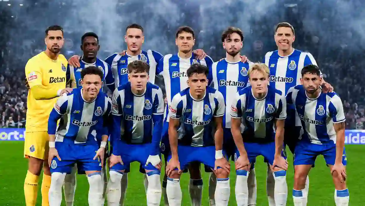 Médio do Porto arma-se em vedeta e afirma: "Não quero saber do Sporting"