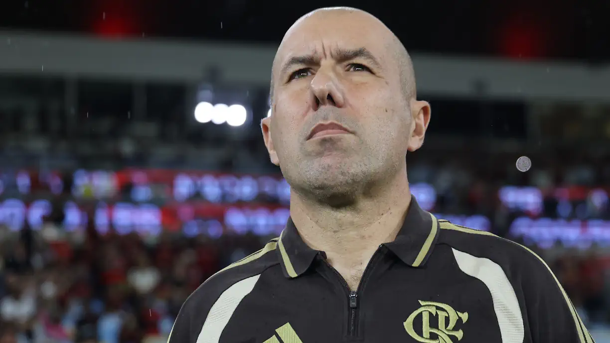 Leonardo Jardim ignora assobios e orquestra mágica exibição no Flamengo - Cruzeiro