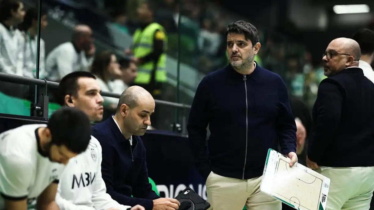 Após vencer o Benfica, Nuno Dias reage a rumor sobre regresso ao Sporting: "Achas que quero saber?"