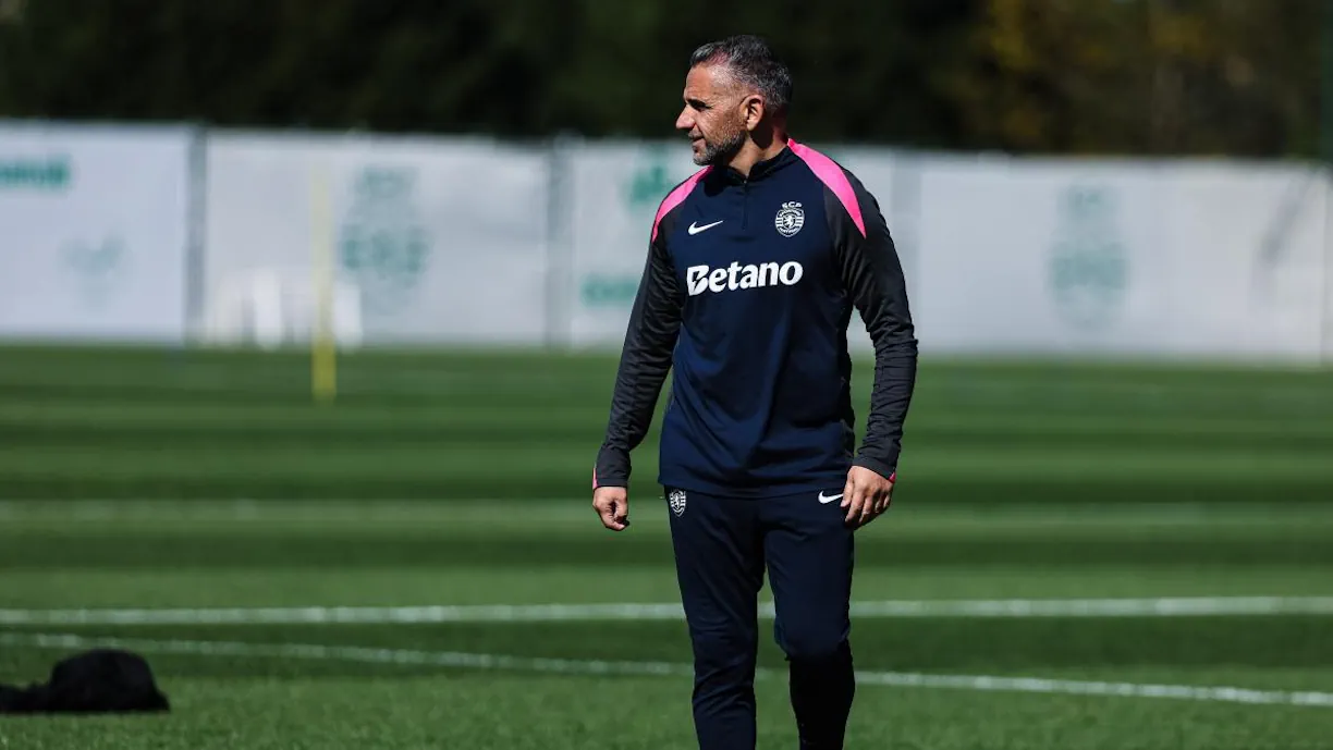 Sporting regressou aos treinos esta quarta-feira e Rui Borges chamou 10 novidades para a sessão de trabalhos leonina