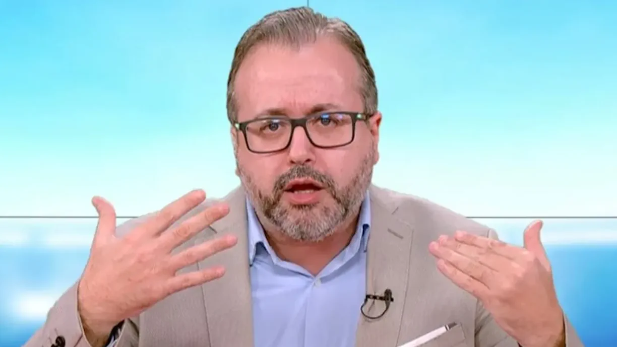 Vítor Pinto acredita que o adiamento do Sporting - Tondela é "ridículo", e que "o futebol profissional não pode funcionar assim"