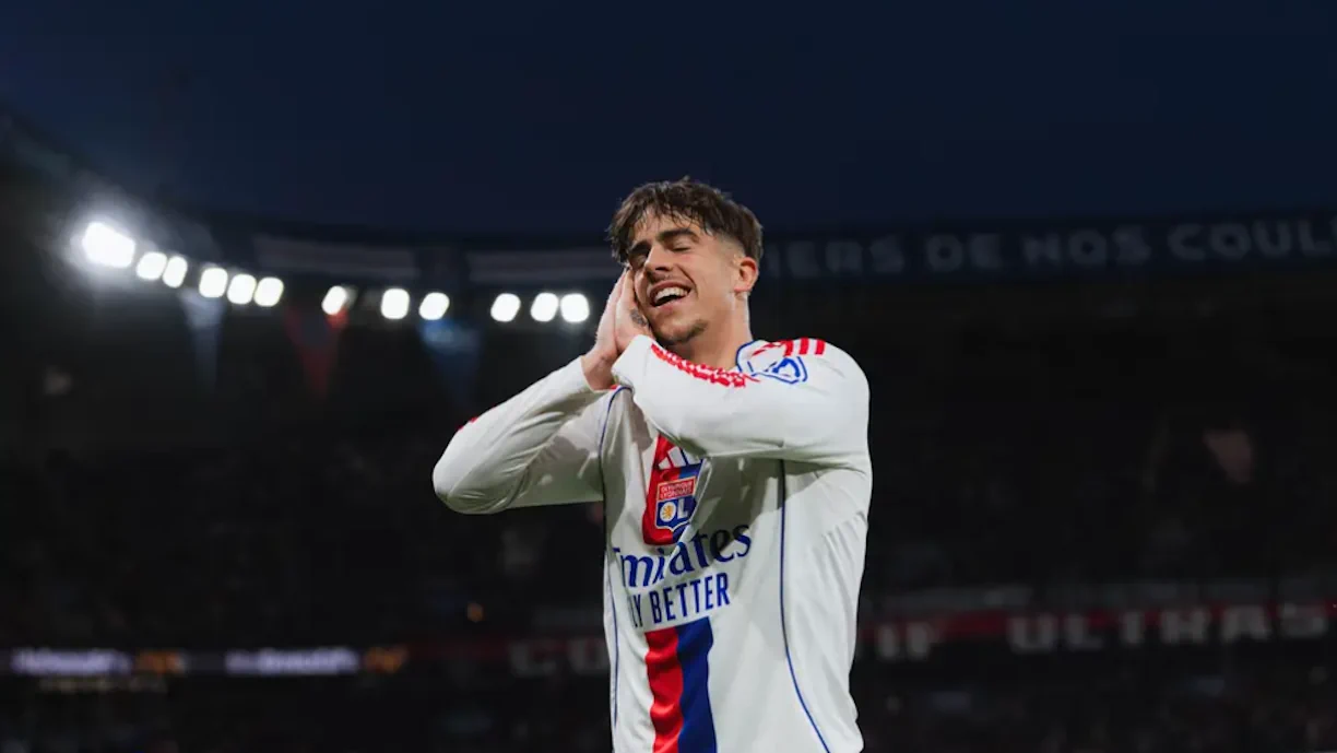 Afonso Moreira não abranda ao serviço do Lyon e deixa Sporting a olhar especado