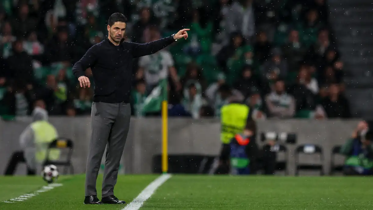 Mikel Arteta acredita que "a eliminatória não está resolvida", apesar da vitória do Arsenal frente ao Sporting. Fotografia de Carlos Rodrigues/Getty Images