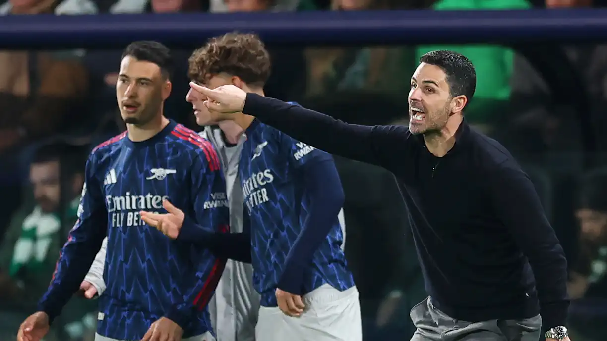 Mikel Arteta destacou a resposta do Arsenal após a vitória frente ao Sporting, enquanto prepara o jogo diante do Bournemouth