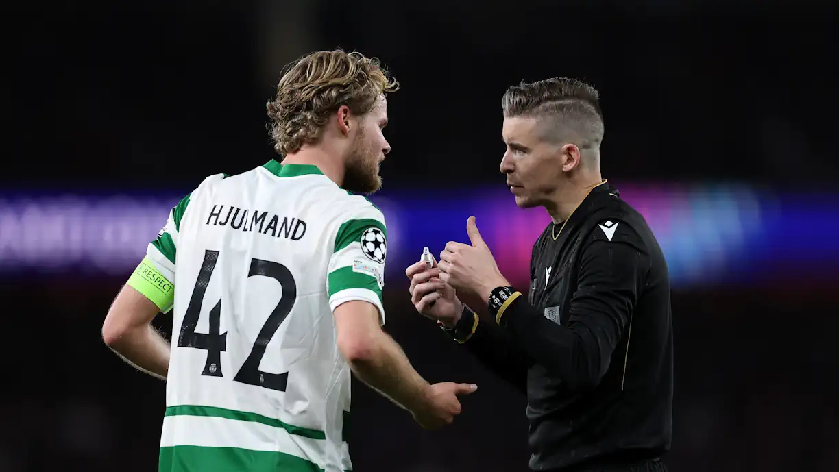 Morten Hjulmand muito irritado com eliminação do Sporting da Liga dos Campeões