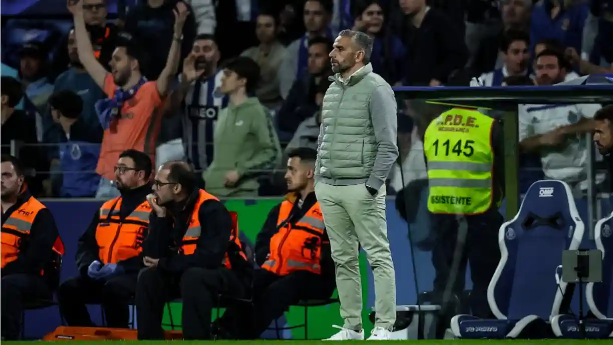Rui Borges fez o rescaldo do Porto - Sporting e comentou novamente a renovação de contrato, as palavras de Farioli e a situação física da sua equipa