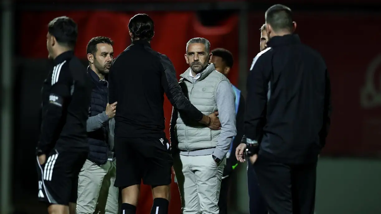 Rui Borges fez o rescaldo do AVS SAD - Sporting e comentou a polémica arbitragem do encontro, a via aberta para o Porto e a lentidão na primeira parte