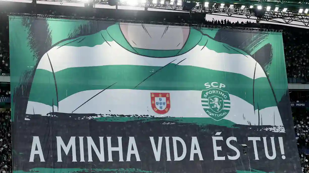 Médio da Premier League cresceu no Sporting e conta: "Benfica também me queria"