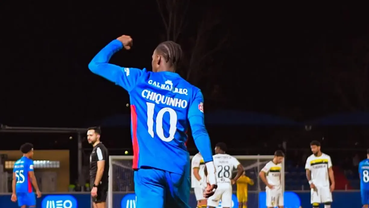 Antigo treinador de Chiquinho faz alerta ao Sporting: "Se o fizerem correr muito para trás..."