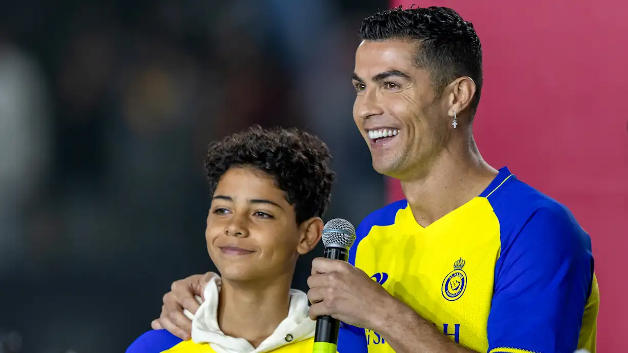 Imprensa britânica diz que Cristiano Ronaldo Jr. pode estar a caminho do Sporting