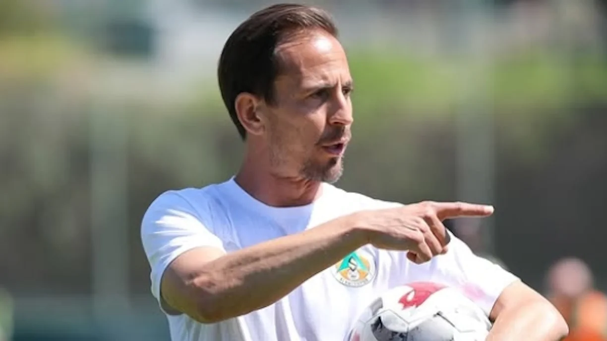 Após passagem conturbada no Sporting, João Pereira renovou contrato com os turcos do Alanyaspor ; Fotografia de Alanyaspor