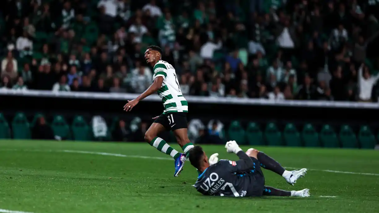 Luís Guilherme voltou a marcar pelo Sporting na goleada frente ao Vitória de Guimarães (5-1), da 32.ª jornada da Liga