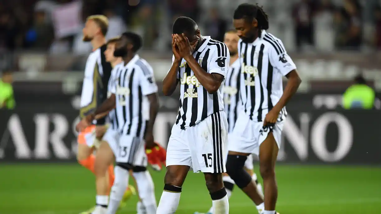 Cesare Casadei, alvo do Sporting, marcou um dos golos do Torino no empate frente à Juventus (2-2), que impediu 'vecchia signora' de ir à Liga dos Campeões