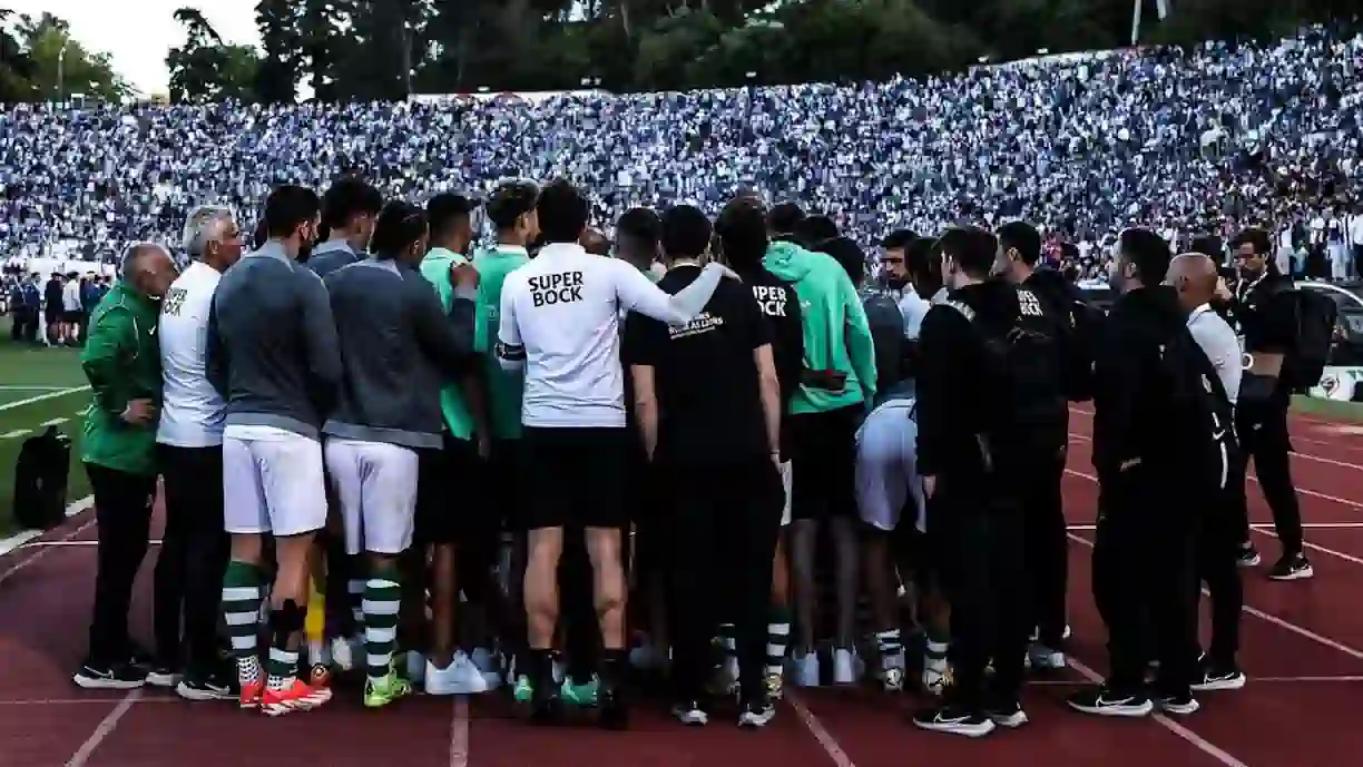 Clube europeu ainda não sabe se paga 4M ao Sporting por médio emprestado pelos leões