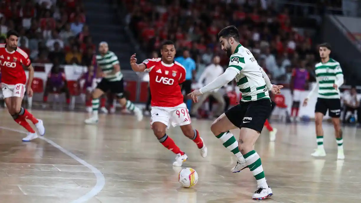 Equipa de futsal do Sporting perdeu frente ao Benfica, este domingo, dia 28 de julho, no jogo quinto jogo da grande final da Liga Placard