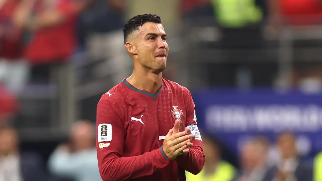 Campeão do Mundo em 98 não tem dúvidas: "Cristiano Ronaldo foi boicotado pela própria equipa"