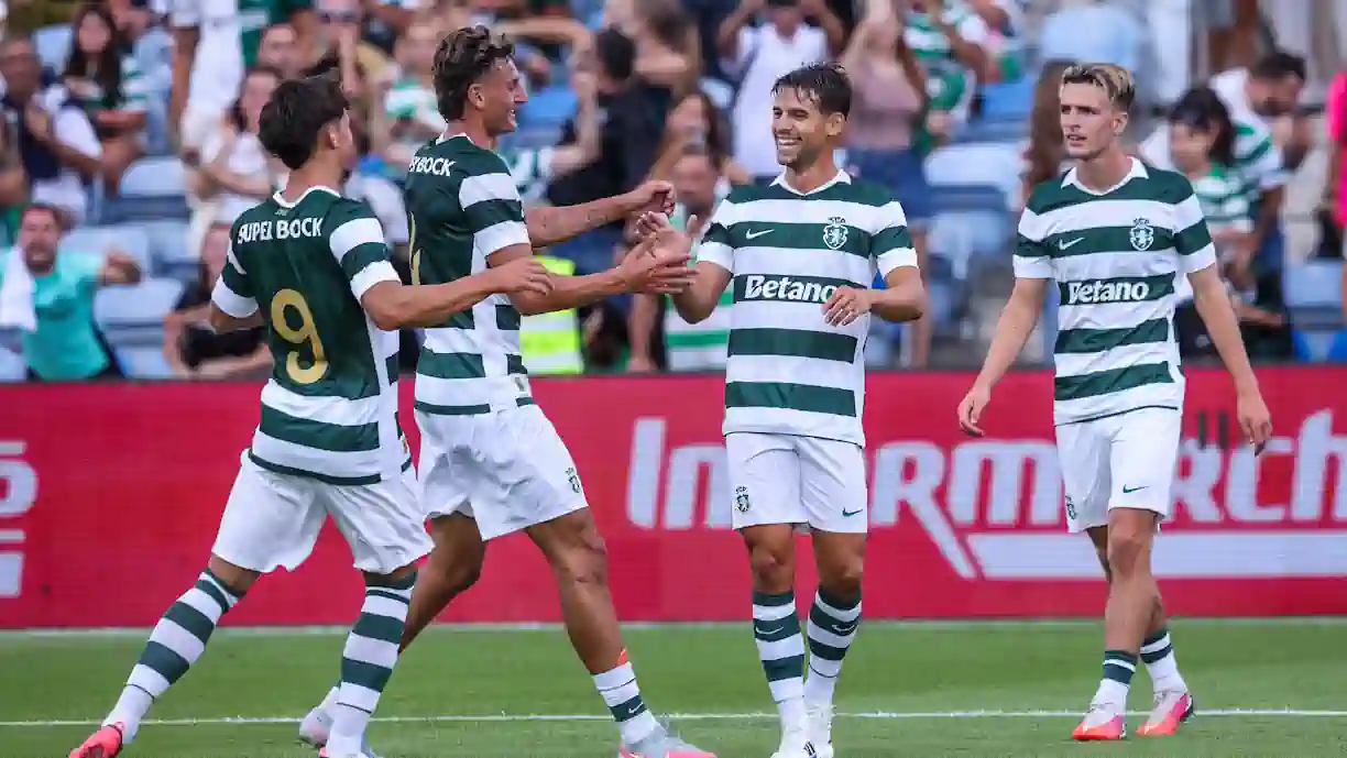 Silas Andersen pode não ser opção para Rui Borges no particular do Sporting frente ao Estrasburgo, agendado para segunda-feira