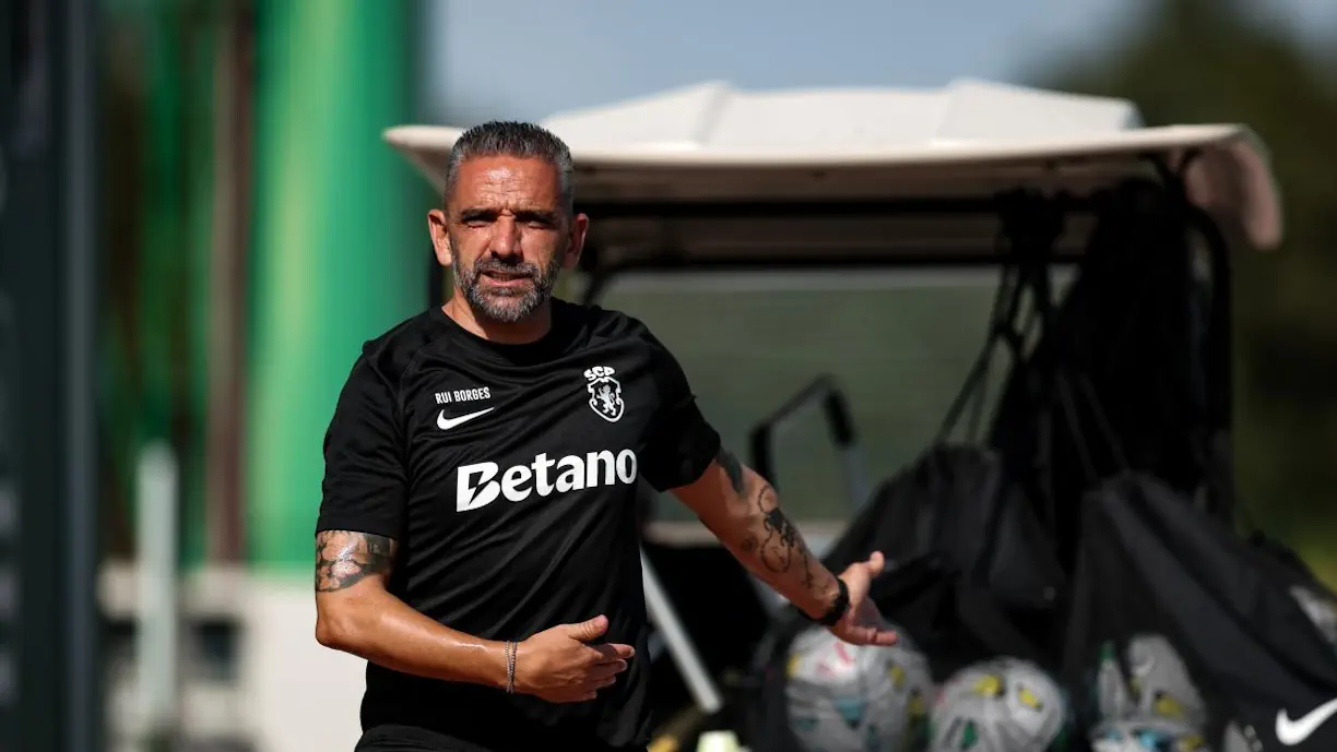 Reforço do Sporting é um tanque de guerra e impressiona Rui Borges