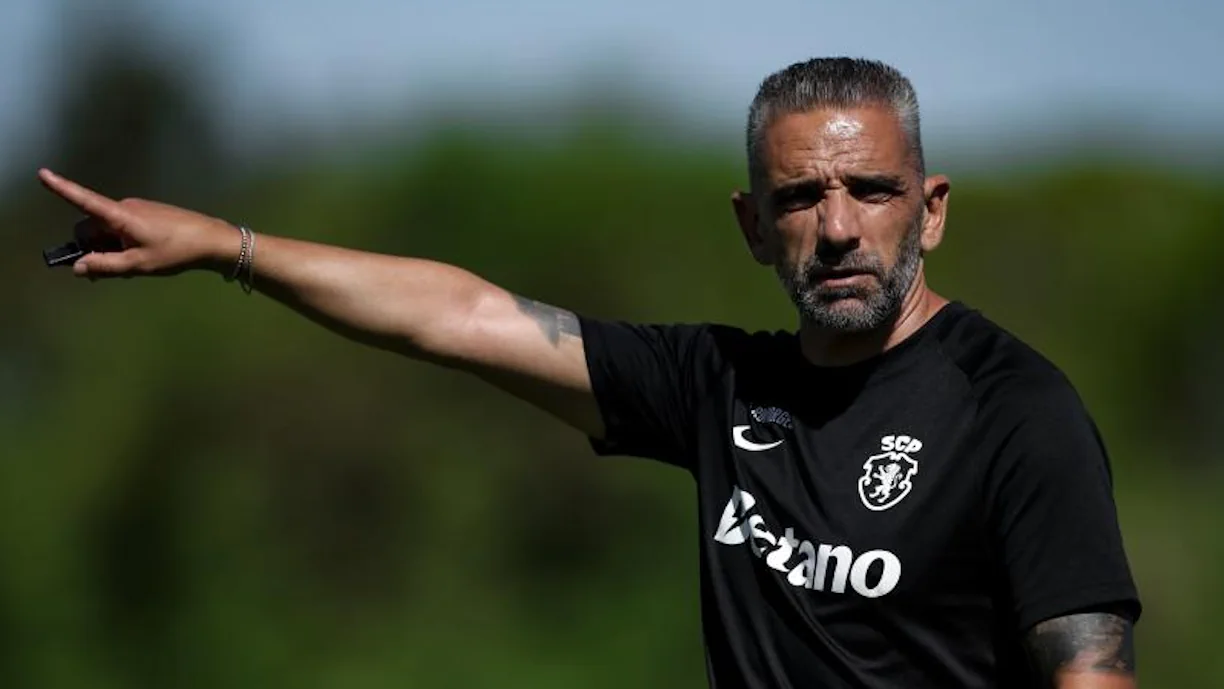 Daniel Bragança está a aproveitar a pré-temporada para tentar mudar o rumo do seu futuro no Sporting, de Rui Borges