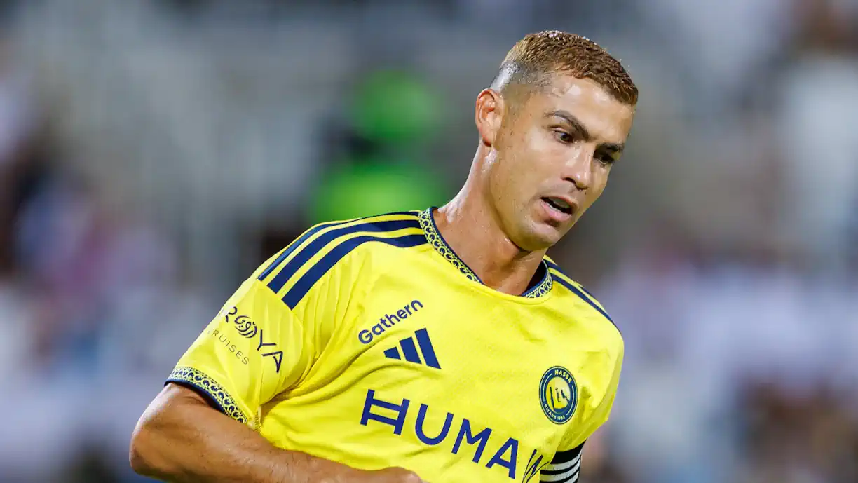 Rui Pedro Braz, amigo próximo de Cristiano Ronaldo, está a ser alvo de forte contestação por parte dos adeptos do Al Ahli