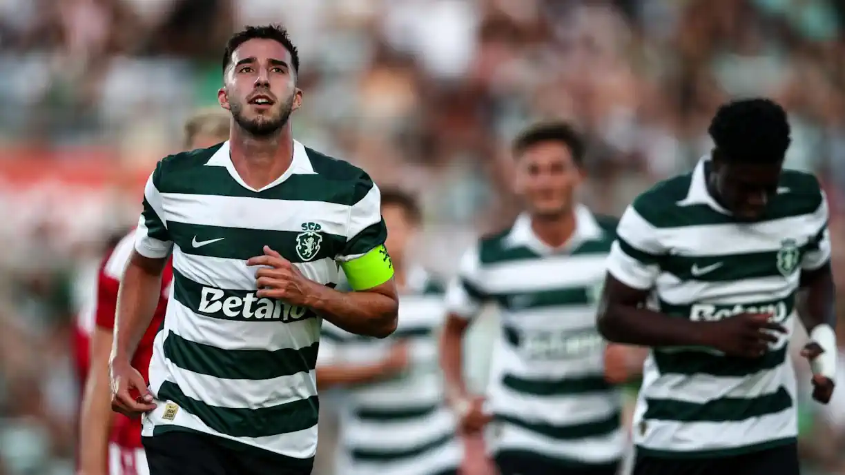 Gonçalo Inácio regressou à competição pelo Sporting com a braçadeira de capitão e um golo e respondeu a todas as questões
