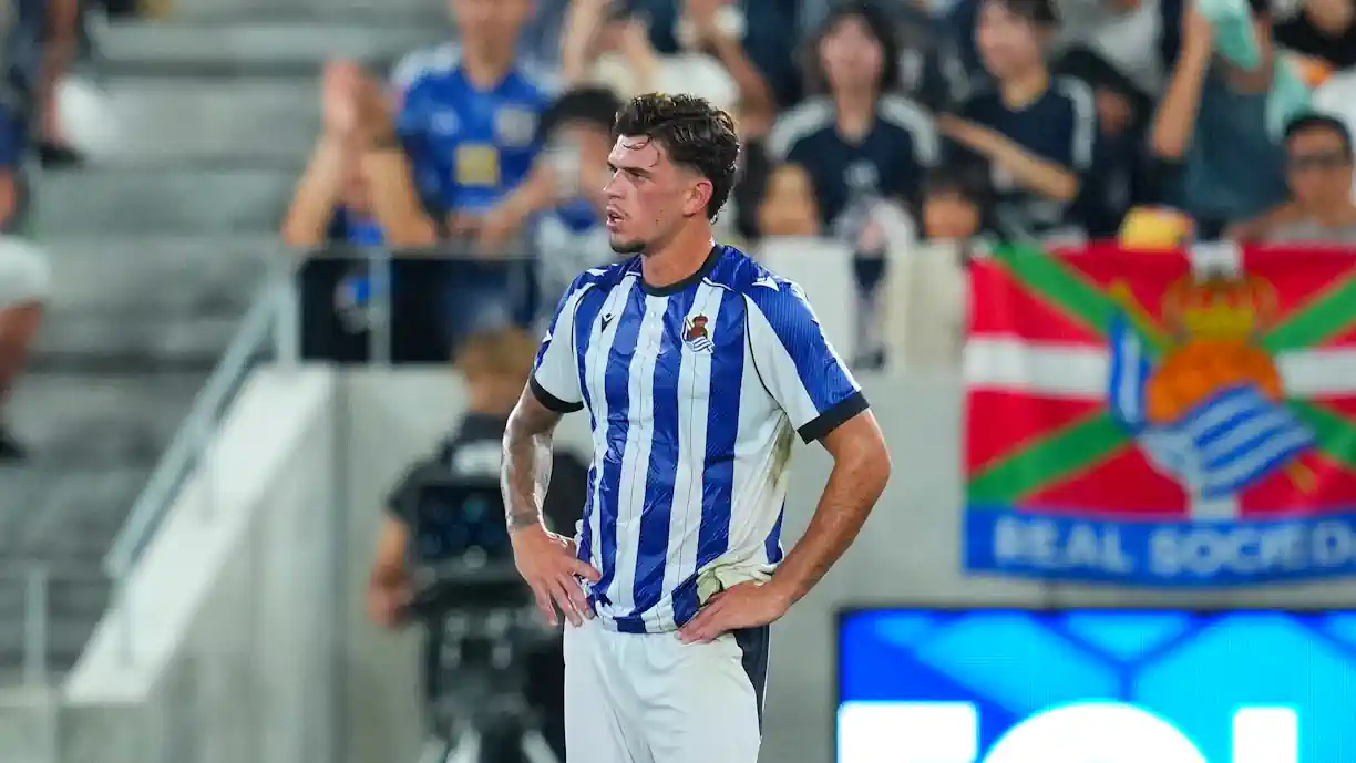 Defesa esquerdo da Real Sociedad na mira do Sporting