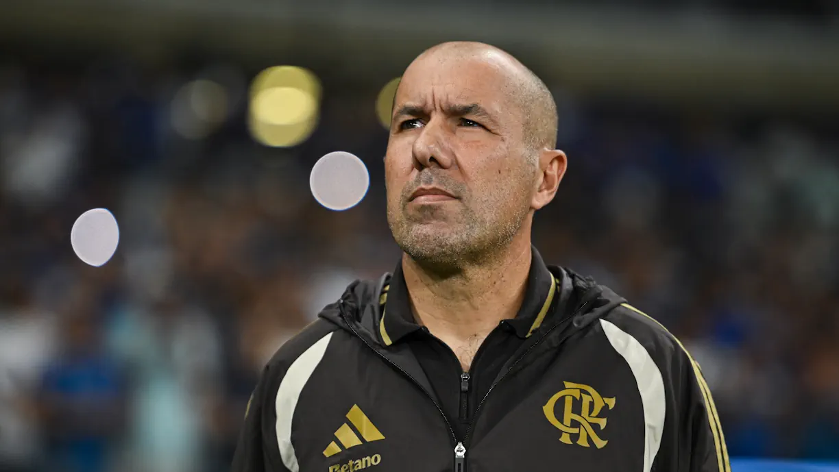 Cruzeiro e Flamengo, de Jardim, empataram a uma bola no Mineirão, na primeira mão dos oitavos da Libertadores; Keny Arroyo, apontado ao Sporting, marcou