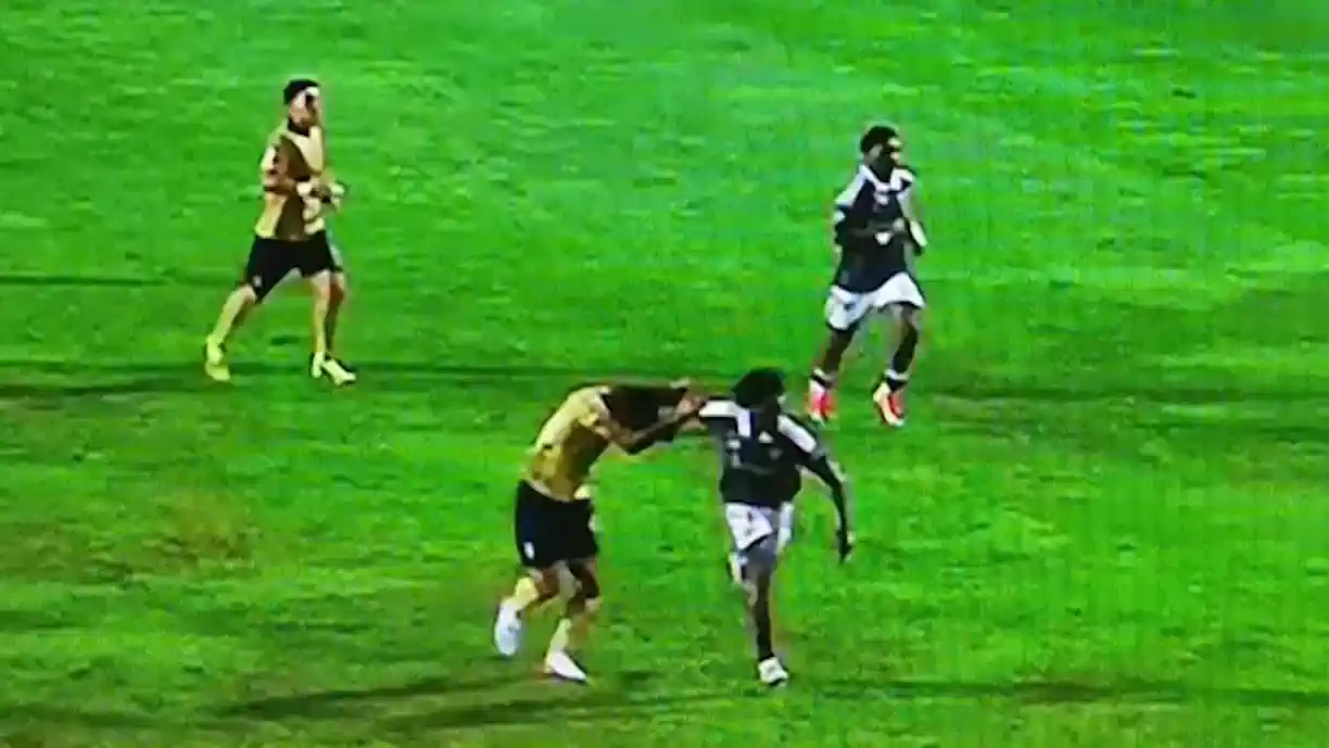 Pedro Henriques diz que lance entre Suárez e Doué merecia cartão vermelho no Estrela - Sporting