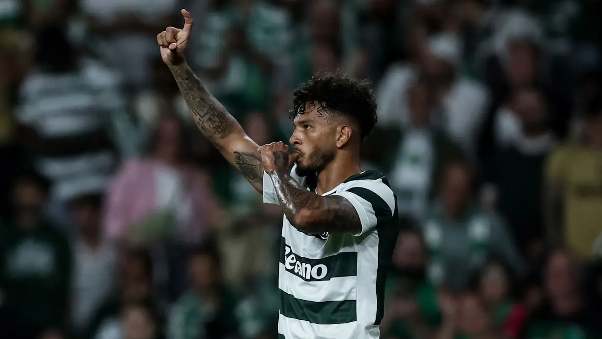 A estrutura do Sporting acredita que Fali Ramadani, empresário de Luis Suárez, está a tentar forçar uma saída de Alvalade 