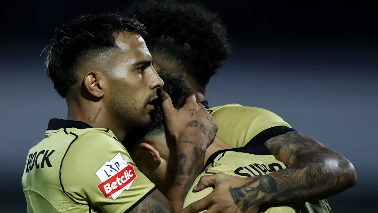 Zalazar falhou golo cantado e houve um defesa do Sporting que gozou com o uruguaio