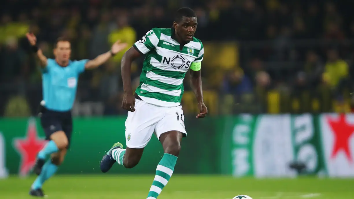 Oficial! William Carvalho tem novo clube; Ex médio do Sporting ruma ao...