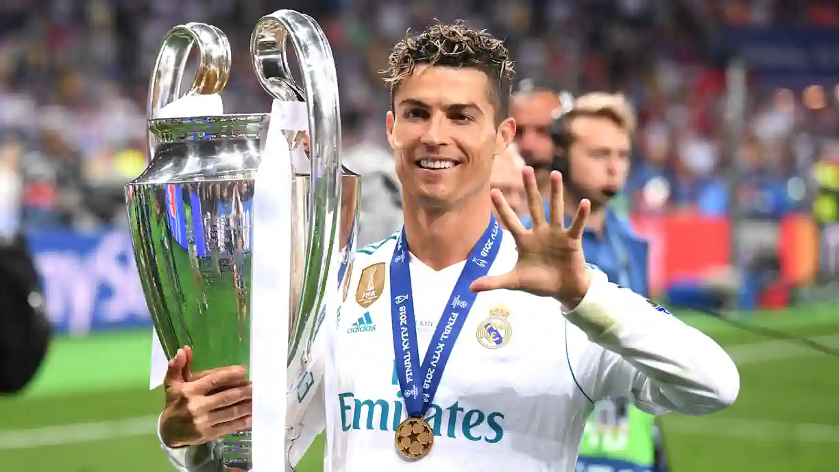 Escândalo! Cristiano Ronaldo de fora do melhor 11 de sempre da Liga dos Campeões