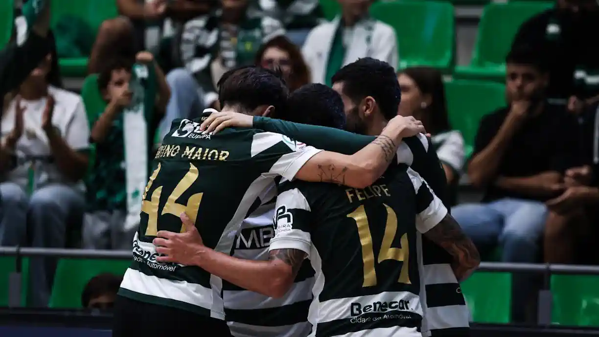 Sporting empata com o Benfica no dérbi de futsal num festival de desperdício dos leões