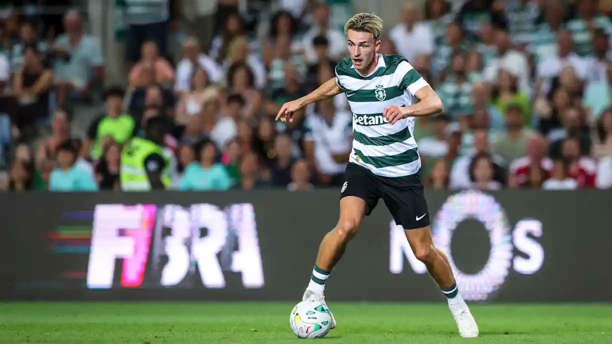 Jesse Derry chegou ao Sporting por empréstimo do Chelsea e rapidamente ganhou destaque durante a pré-época, mas o cenário mudou