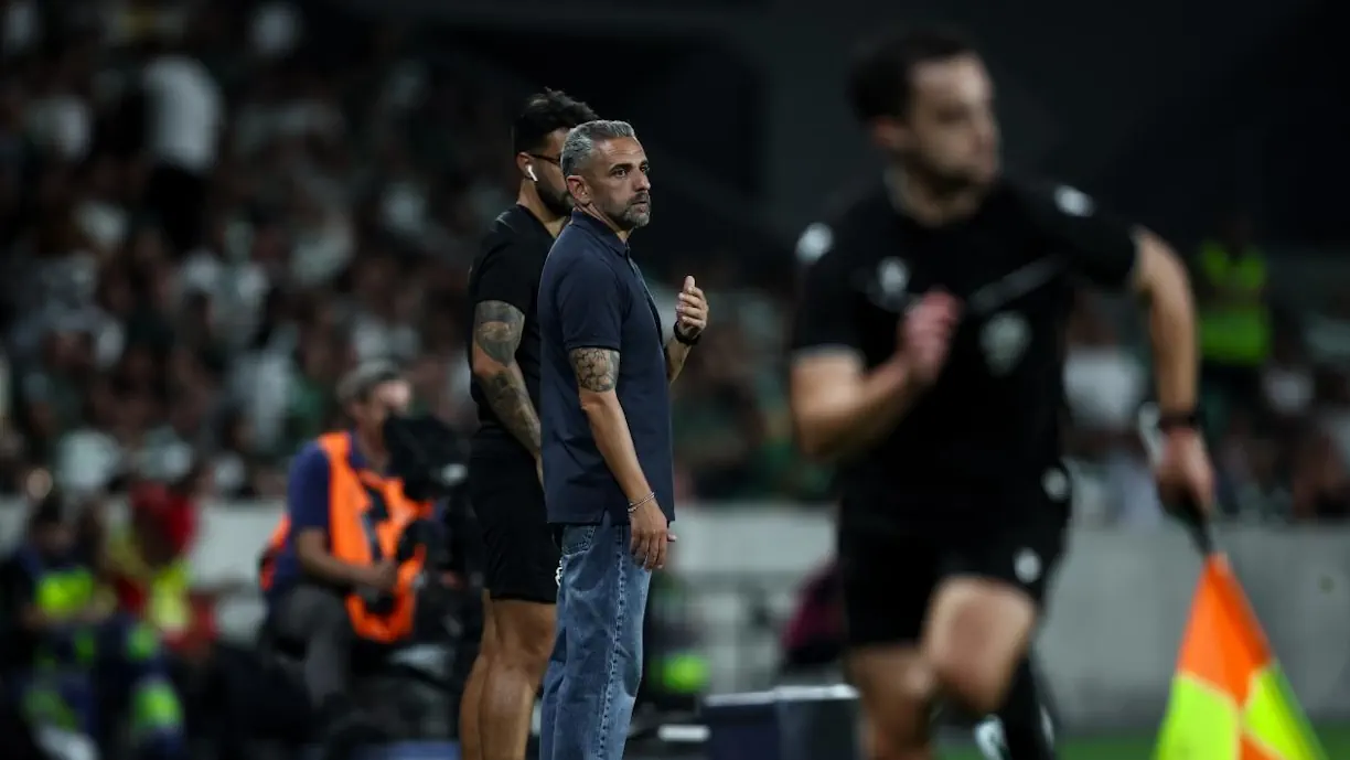Rui Borges destacou a consistência do Sporting no triunfo por 2-0 frente ao Nacional; Treinador desvalorizou a “novela” em torno de Luis Suárez