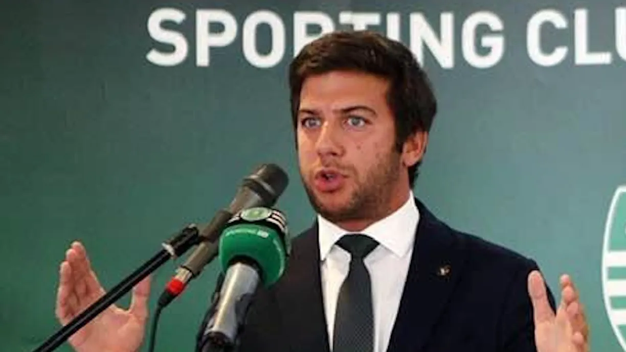 Francisco Rodrigues dos Santos farta-se e pede um reforço para o Sporting no Natal